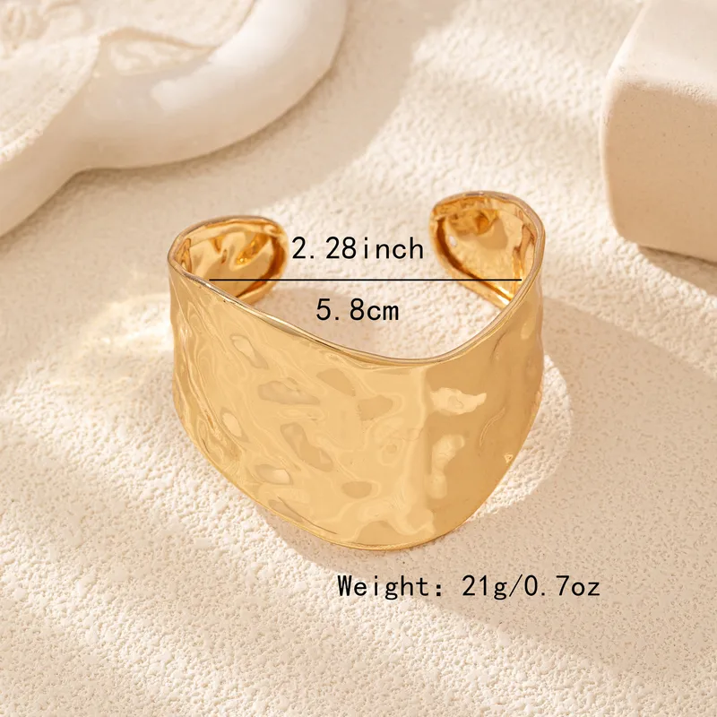 Simple Style Classic Solid Color Alloy Bracelets